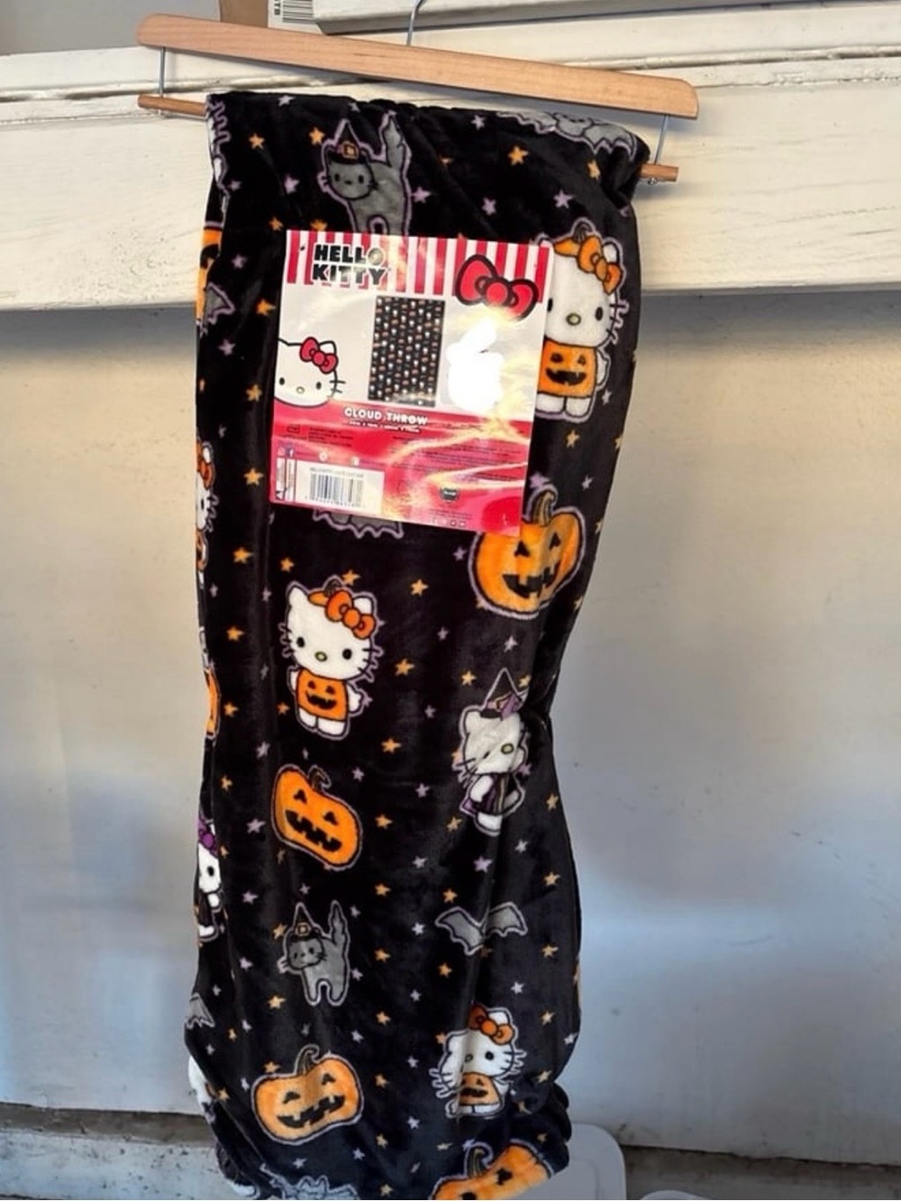 Halloween Hello Kitty Throw